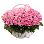 Classic Romantic Roses in Basket