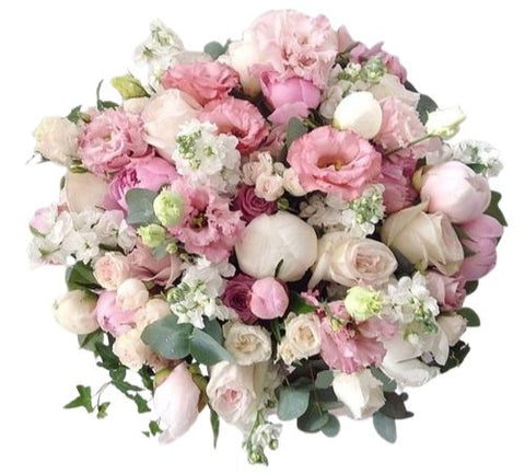 Gorgeous Pastel Bouquet of Peonies and Lisianthus