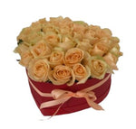 Luxury Avalanche Peach Roses Box