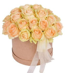 Pretty Box of Peach Roses